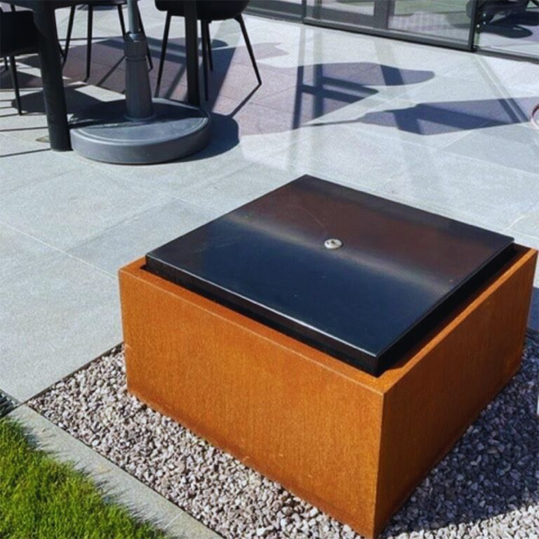 Vatteninslag i cortenstål 80 x 80 x 40 cm