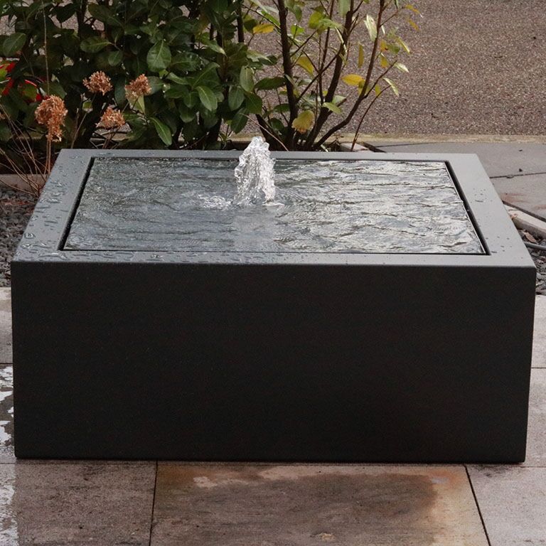Fontän i aluminium 100 x 100 x 40 cm