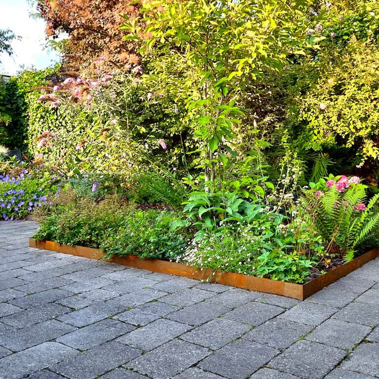 Trädgårdskant rak cortenstål 15 cm (längd 240 cm)