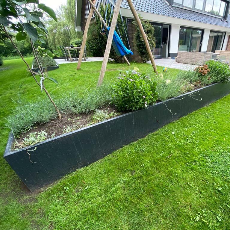 Pulverlackerad stål stödmur rak 200 cm (höjd 50 cm)