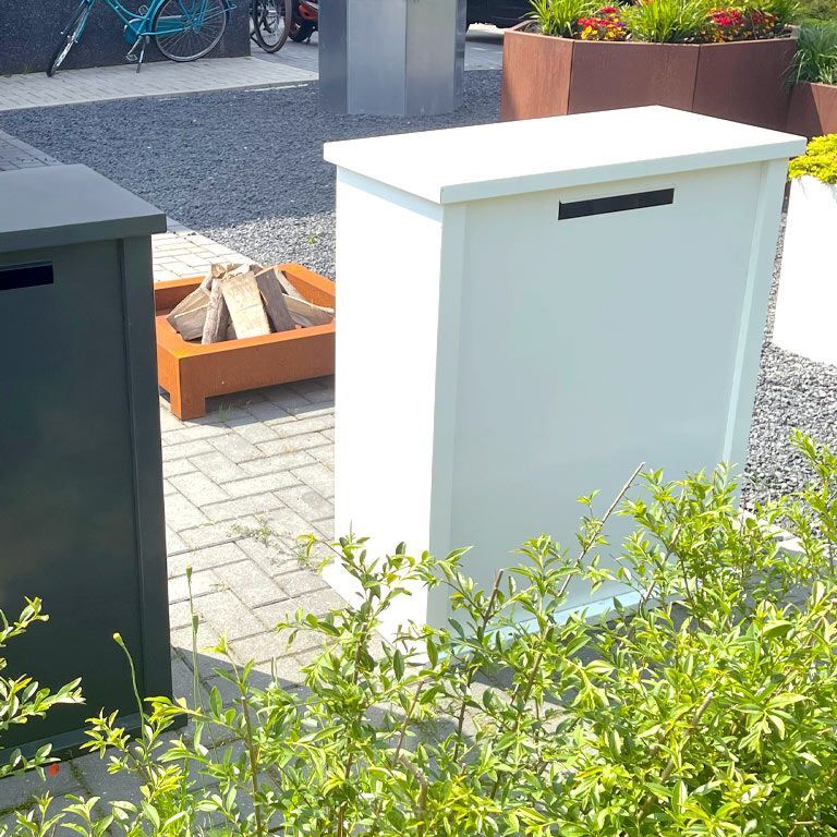 Brevlåda i pulverlackerat stål Arizona Typ L