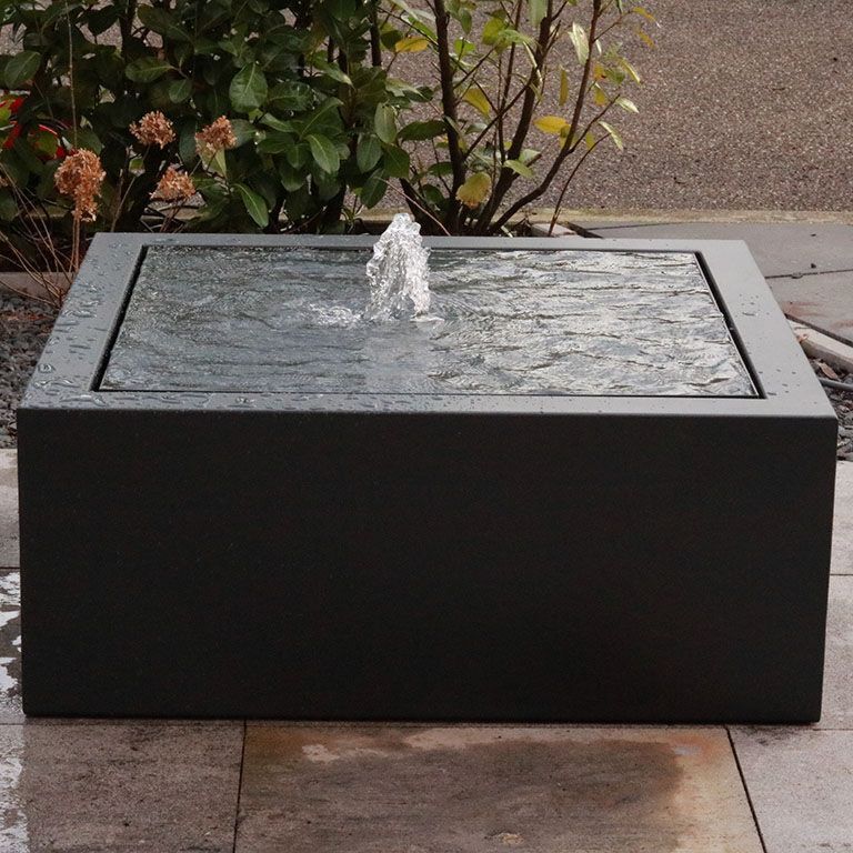 Fontän i aluminium 100 x 100 x 40 cm