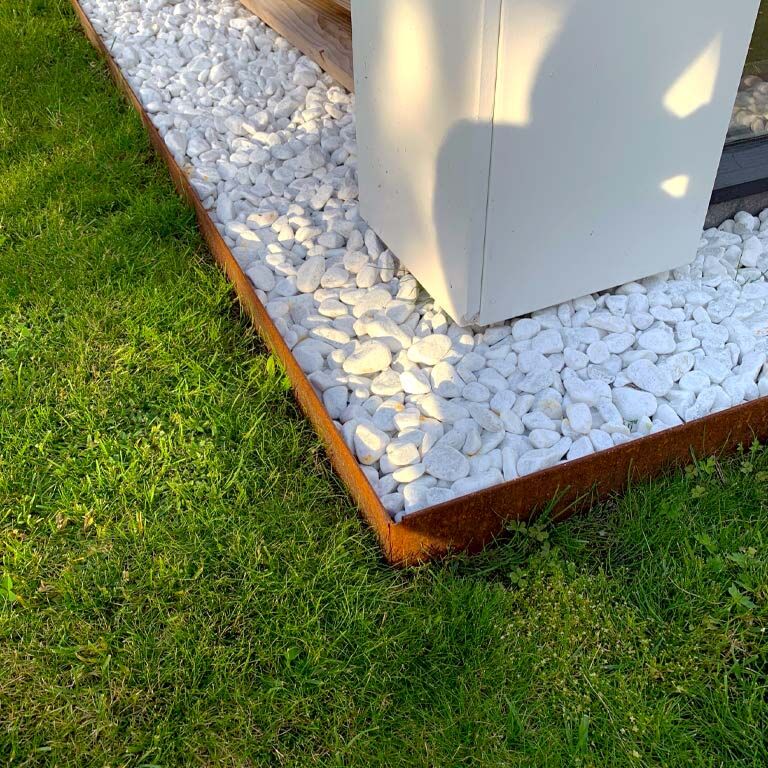 Trädgårdskant tillplanad cortenstål 13 cm (längd 150 cm)