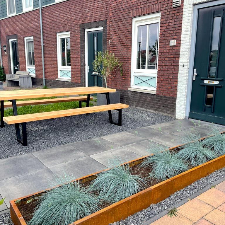 Trädgårdskant i vinkel cortenstål 22 cm (längd 240 cm)